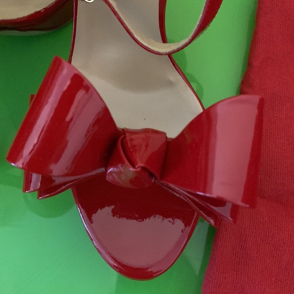 BRAND NEW Women’s Valentino Garavani Red Size 7 High Heels Box and Dust Bag - Picture 9 of 13